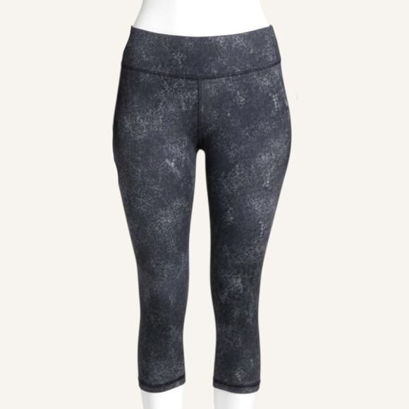 Ideology Plus Size 2XL Black & White Snake Print Capri Leggings Ab Compression - Picture 13 of 15